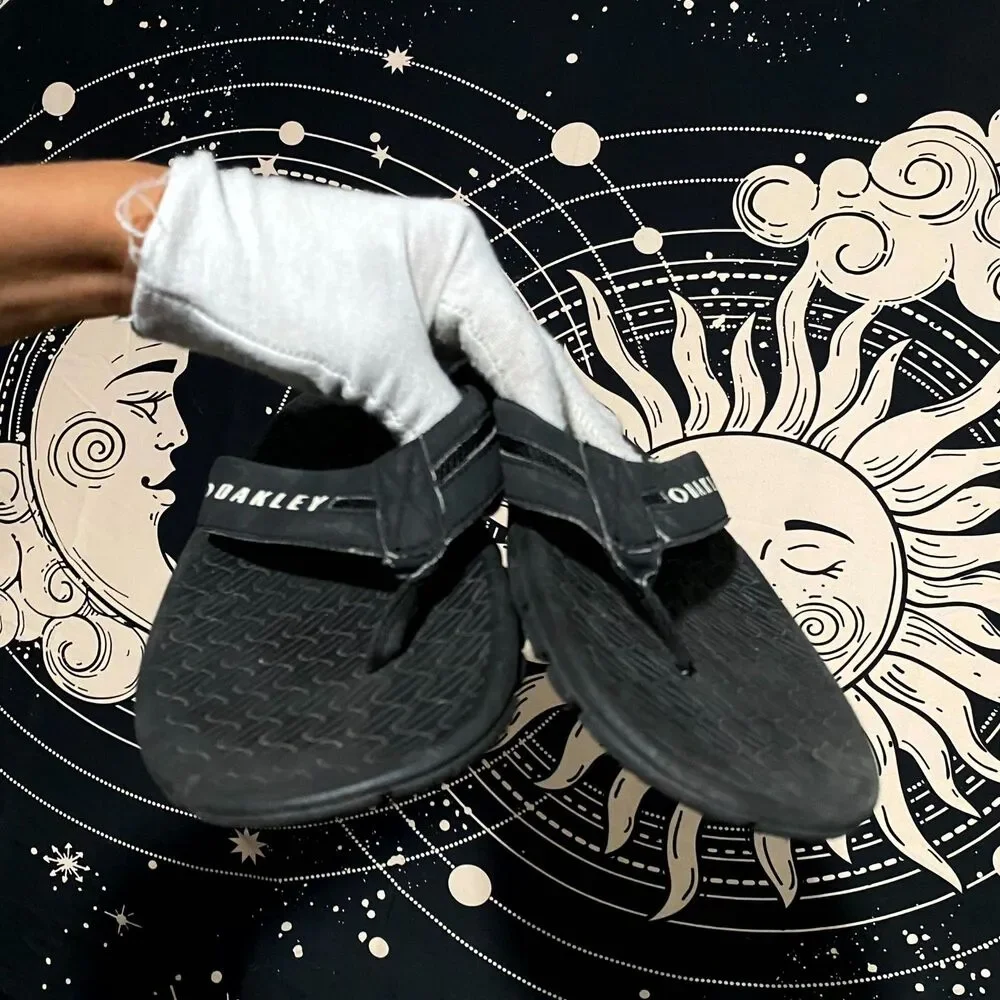 Oakley Operative 2.0 Flip-Flop Thong Sandal Men's 7.5 Black Comfort Slip-On